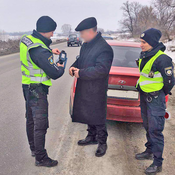 Запобігання правопорушеням береже людські життя. Фото з сайту facebook.com/patrolpolice.gov.ua